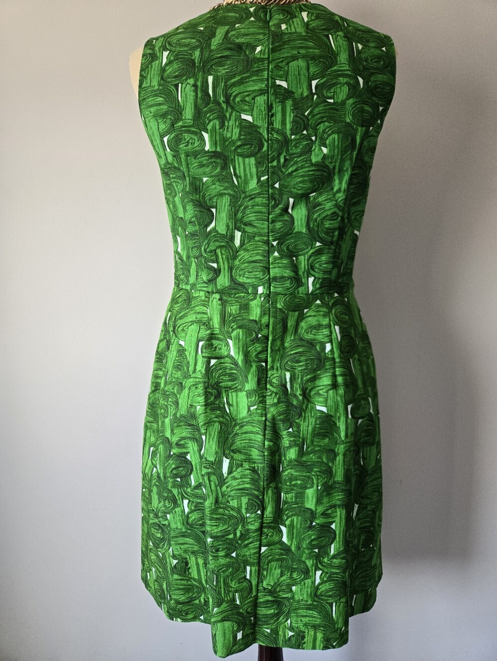 Prairie New York Green Abstract Mushroom Print Sleeveless Midi Dress. Size M - Picture 5 of 11